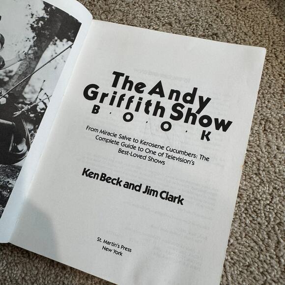 The Andy Griffith Show Book by Ken Beck & Jim Clark Autographed Rodney Dillard - Picture 3 of 8